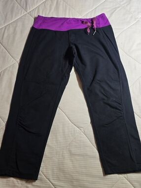 Kyodan Crop Leggings Black Fuschia Ruched Ribbon Drawstring